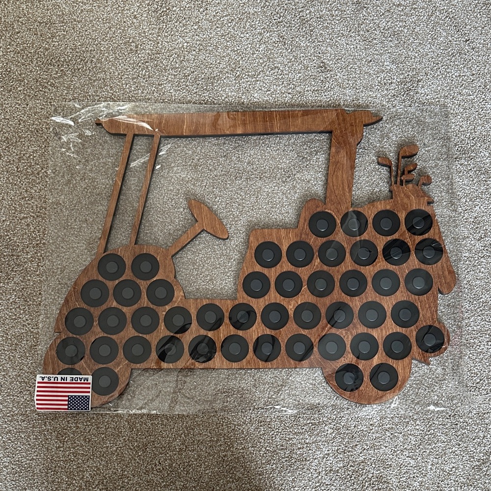 Magnetic Wooden Golf Cart Display